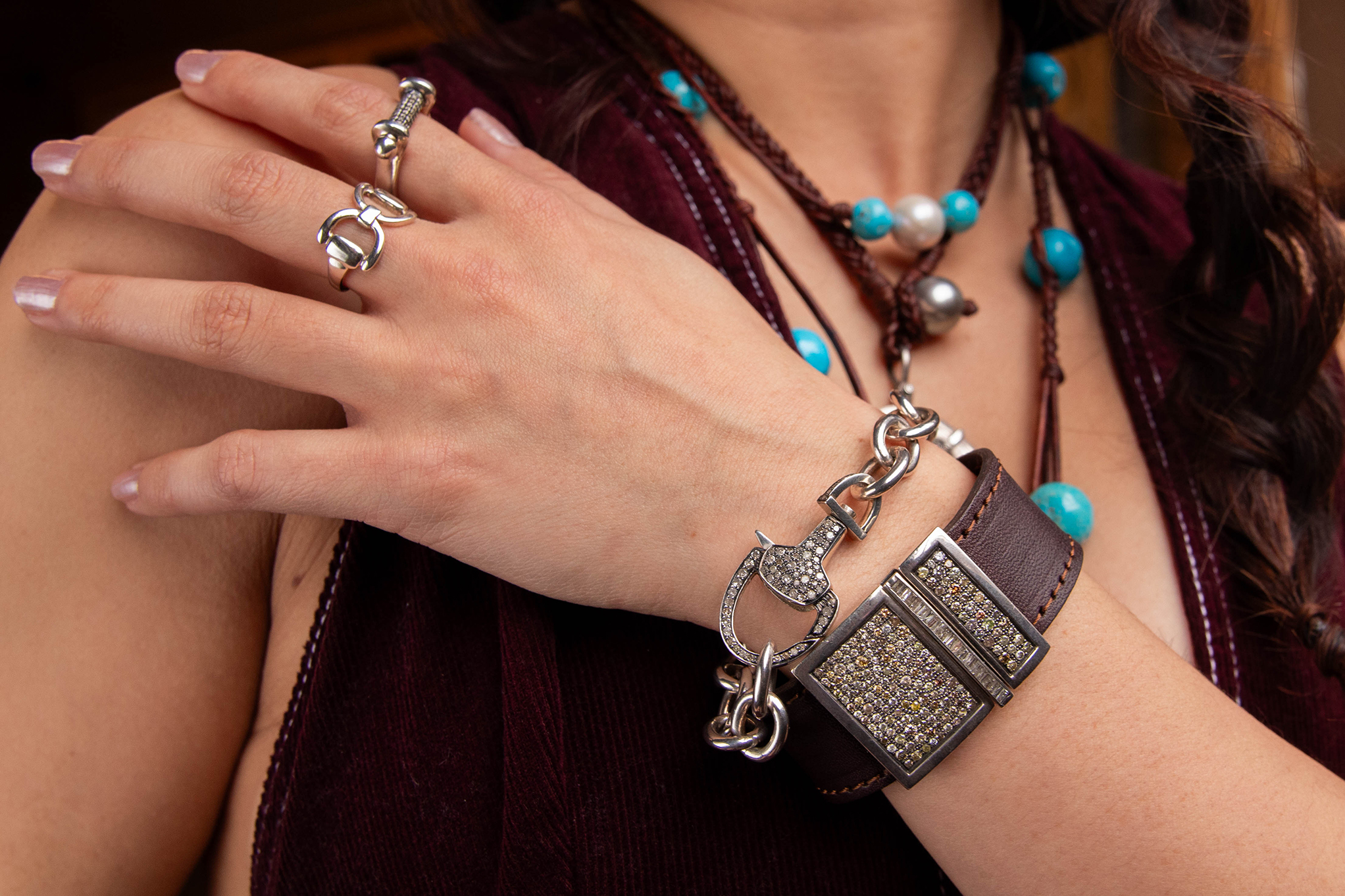Best Jewelry Fashion for the Belmont Stakes Race