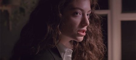 Music Friday: Lorde Channels 'Hunger Games' Heroine in the Gem-Infused 'Yellow Flicker Beat'