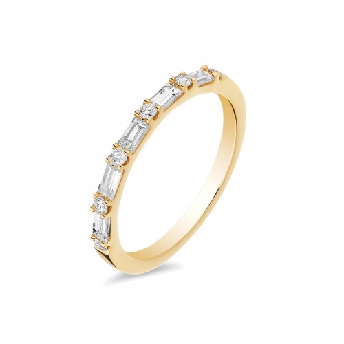 14K Yellow Gold Alternating Baguette and Round Diamond Band