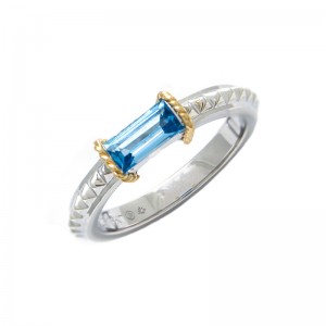 La Romana Rectangular Bezel Blue Topaz Ring