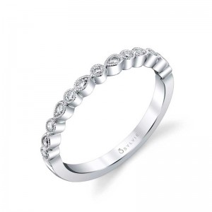 14K WHITE GOLD MILGRAIN SCALLOPED BAND WITH .14CTTW ROUND SI CLARITY & GH COLOR DIAMONDS