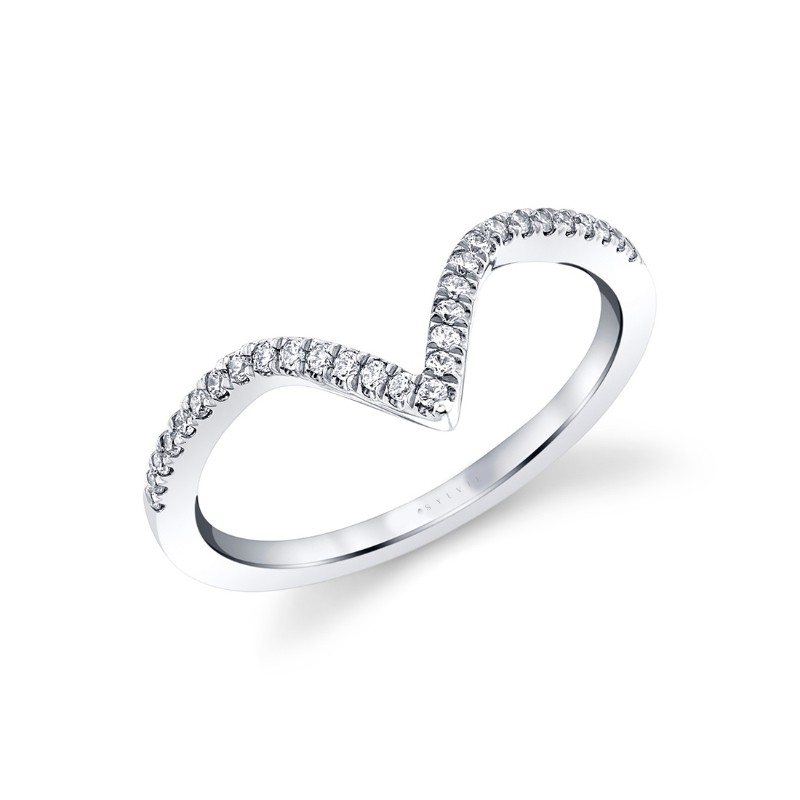 Curved Chevron Diamond Wedding Band