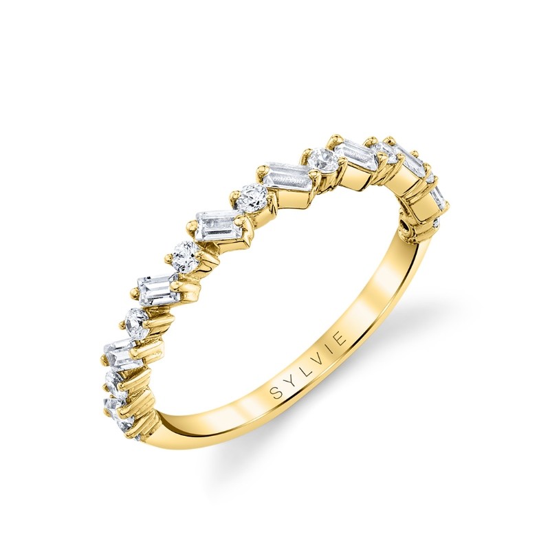 Baguette and Round Slanted Diamond Wedding Band