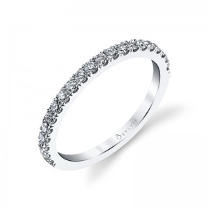 14K WHITE GOLD STRAIGHT BAND WITH .32CTTW ROUND SI CLARITY & GH COLOR PRONG SET DIAMONDS