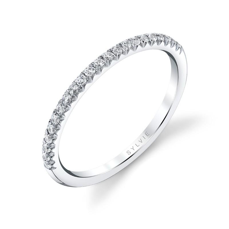 Classic Diamond Wedding Ring - Loretta
