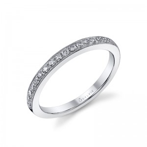 PLATINUM WEDDING BAND WITH .22TWT ROUND SI1 CLARITY & GH COLOR DIAMONDS SET HALF WAY DOWN ON THE TOP