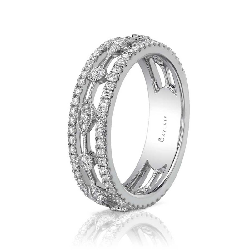 Modern Diamond Ring
