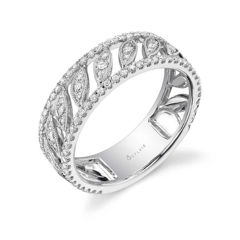 Modern Diamond Ring