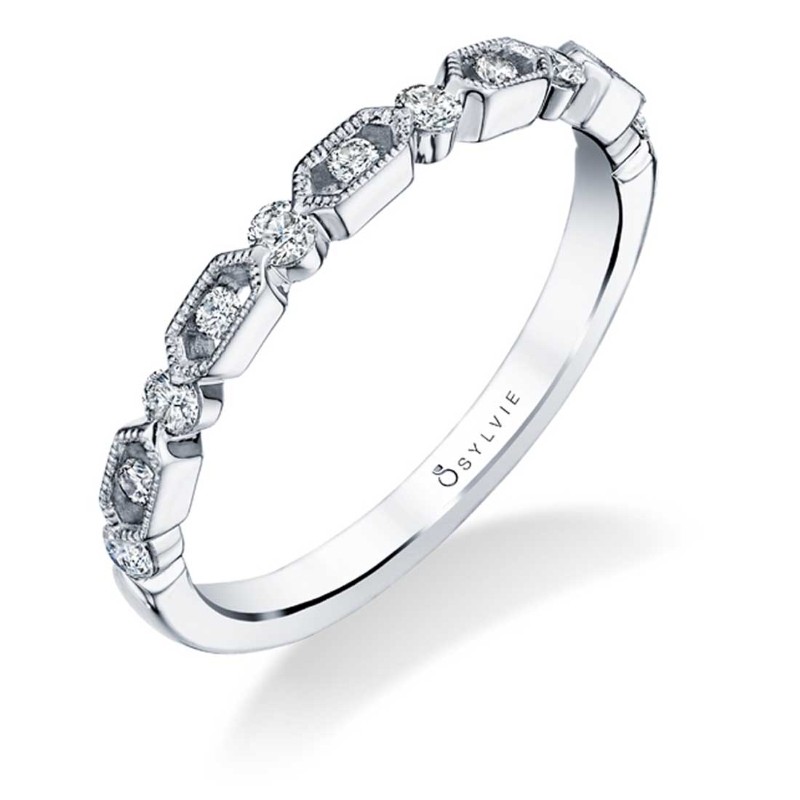 Modern Wedding Band - Diahna