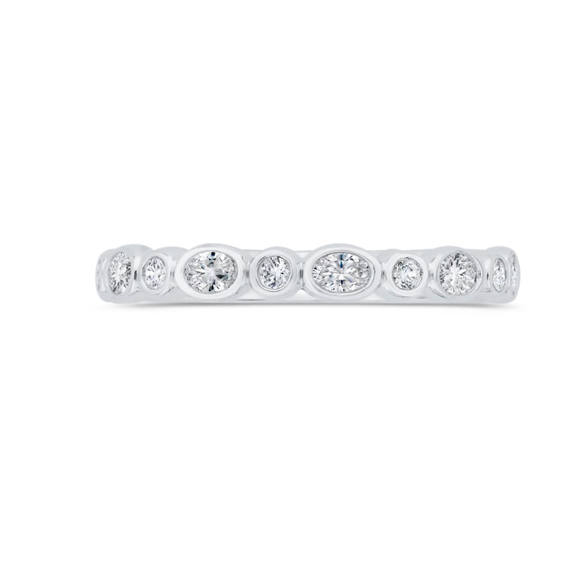 Diamond Wedding Band in 18K White Gold