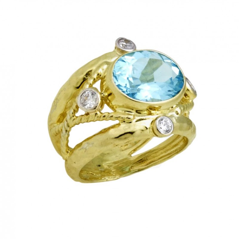 14kt Yellow Gold Sky Blue Topaz & Diamond Ring