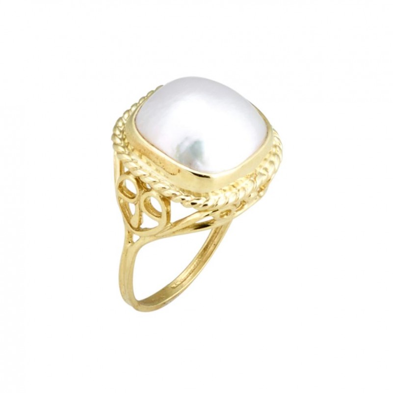 14kt Yellow Gold Mabe Pearl Ring