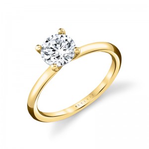 14K YELLOW GOLD SOLITARE SETTING WITH A 14K WHITE GOLD FOUR PRONG HEAD