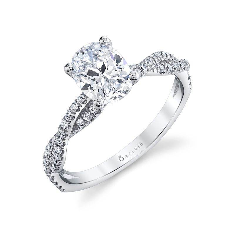 Oval Cut Spiral Engagement Ring - Le&aacute;na