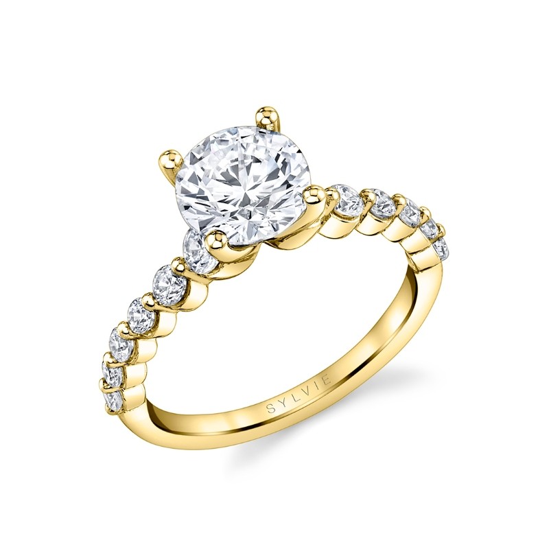 Round Cut Single Prong Engagement Ring - Clover