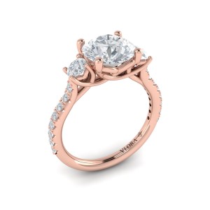 Vlora Classic, Three Stone Engagement Ring