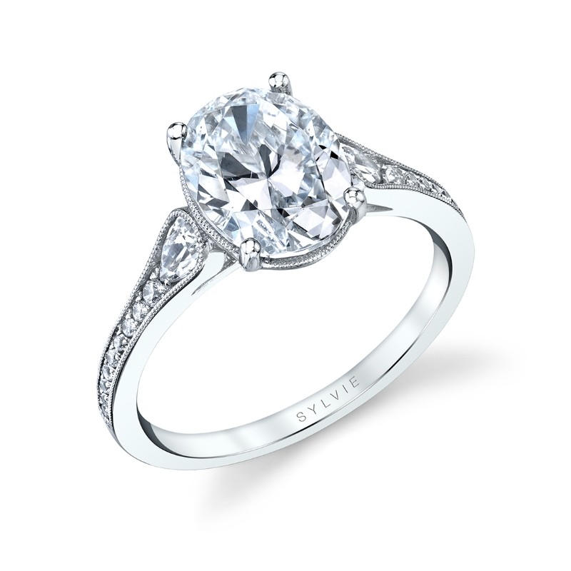 Oval Cut Unique Engagement Ring - Esmeralda