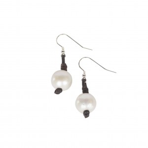 VINCENT PEACH LARGE SEAPLICITY 14MM FRESHWATER PEARL 2" DROP EARRINGS ON STERLING SILVER WIRES