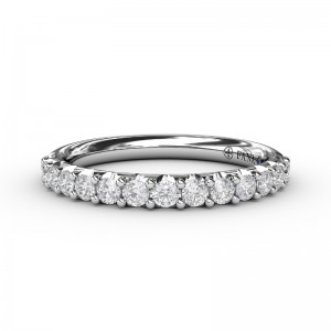 14K WHITE GOLD BAND WITH .53CTTW ROUND SI CLARITY & G COLOR DIAMONDS