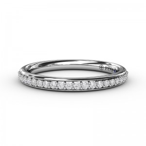 14K WHITE GOLD BAND WITH .19CTTW ROUND SI CLARITY & G COLOR DIAMONDS