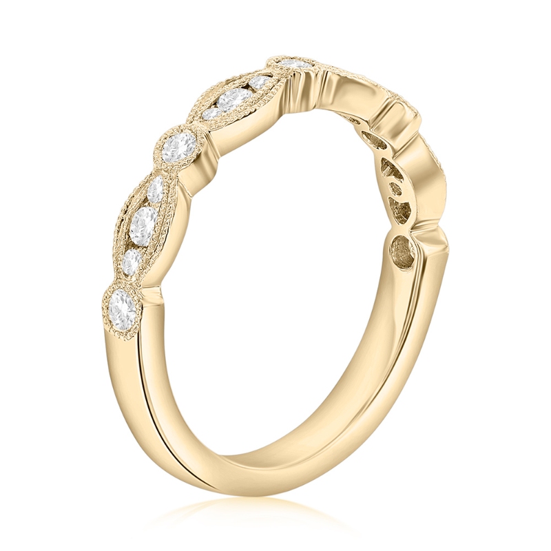 14K Yellow Gold Scalloped Diamond Band