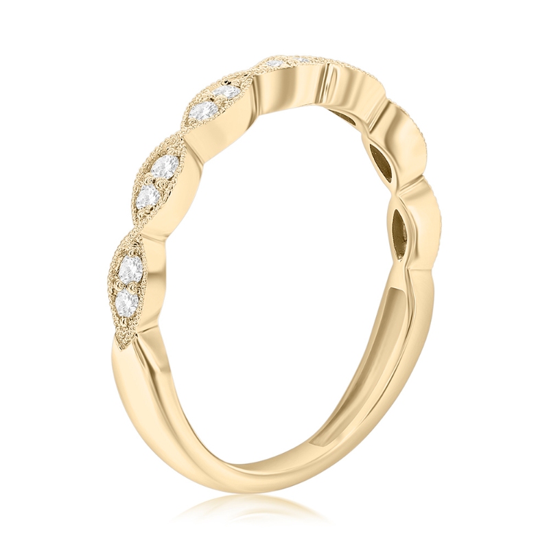 14K Yellow Gold Scalloped Diamond Band