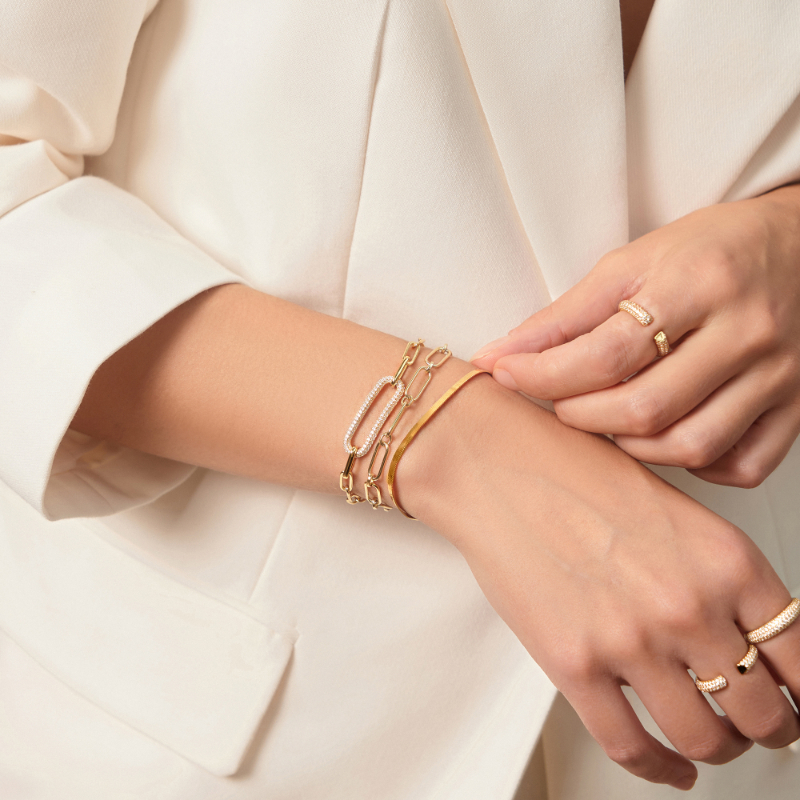 Gold Pav?Link Bracelet