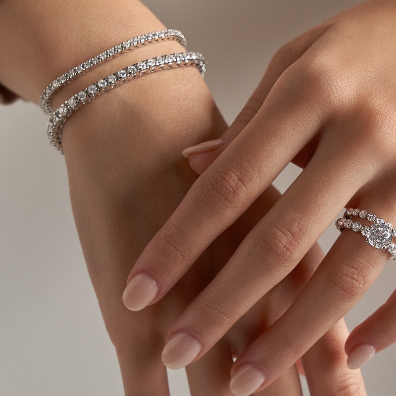 Classic Diamond Bracelet 10.0 CT