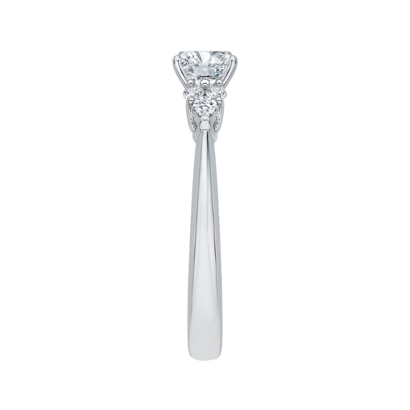 Round Diamond Engagement Ring in 14K White Gold