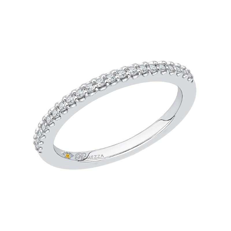 Round Diamond Wedding Band In 14K White Gold