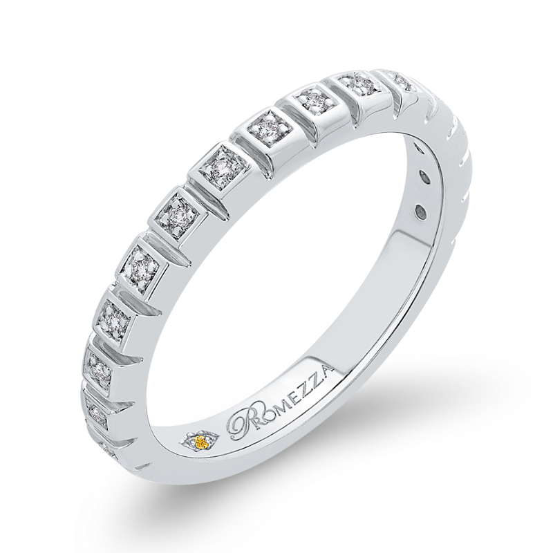 Round Diamond Wedding Band in 14K White Gold