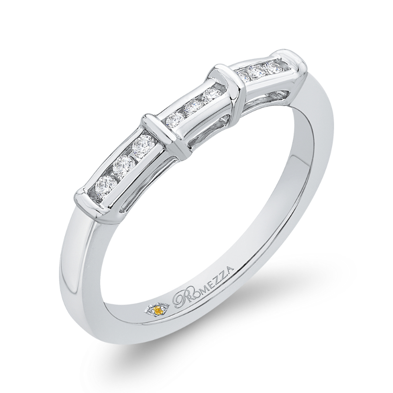 Round Diamond Wedding Band in 14K White Gold