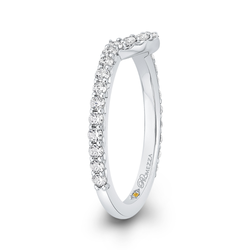 Round Diamond Wedding Band in 14K White Gold
