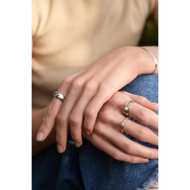 Silver Pearl Modernist Band Ring