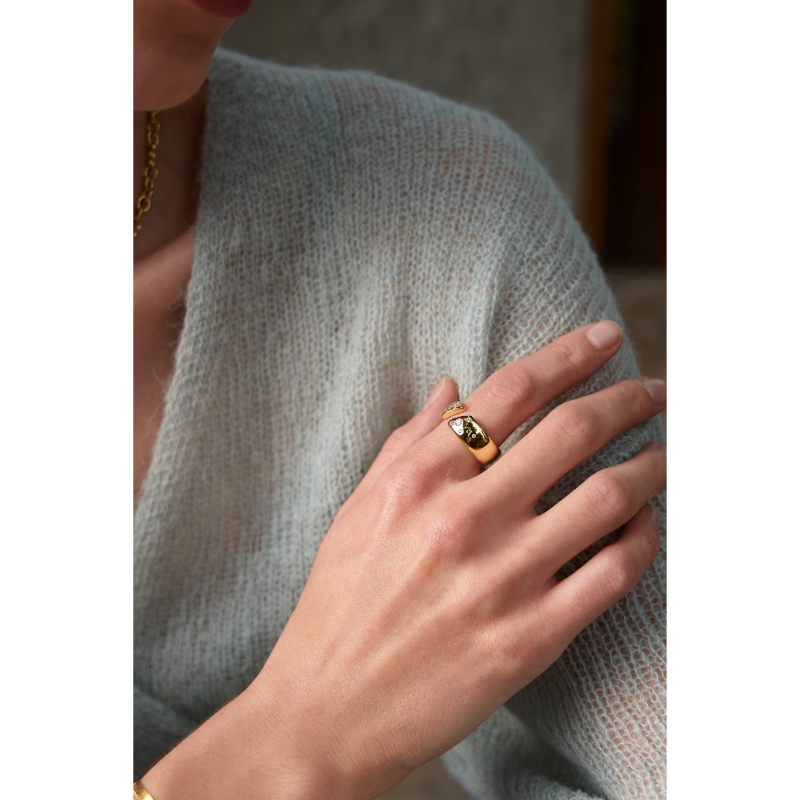Gold Sparkle Wide Adjustable Ring