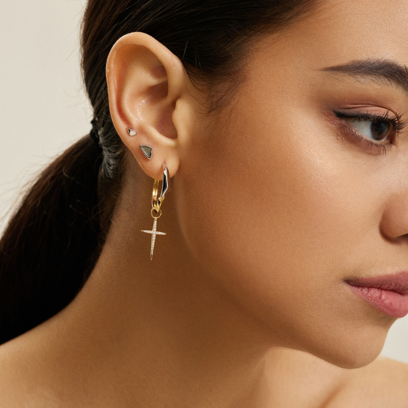 Silver Arrow Black Mother Of Pearl Stud Earrings